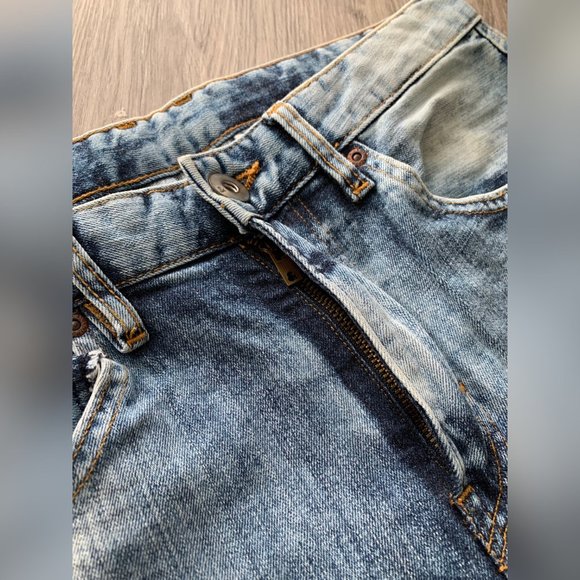 H&M Light Denim Blue Tapered Jeans for Boys - Picture 6 of 10